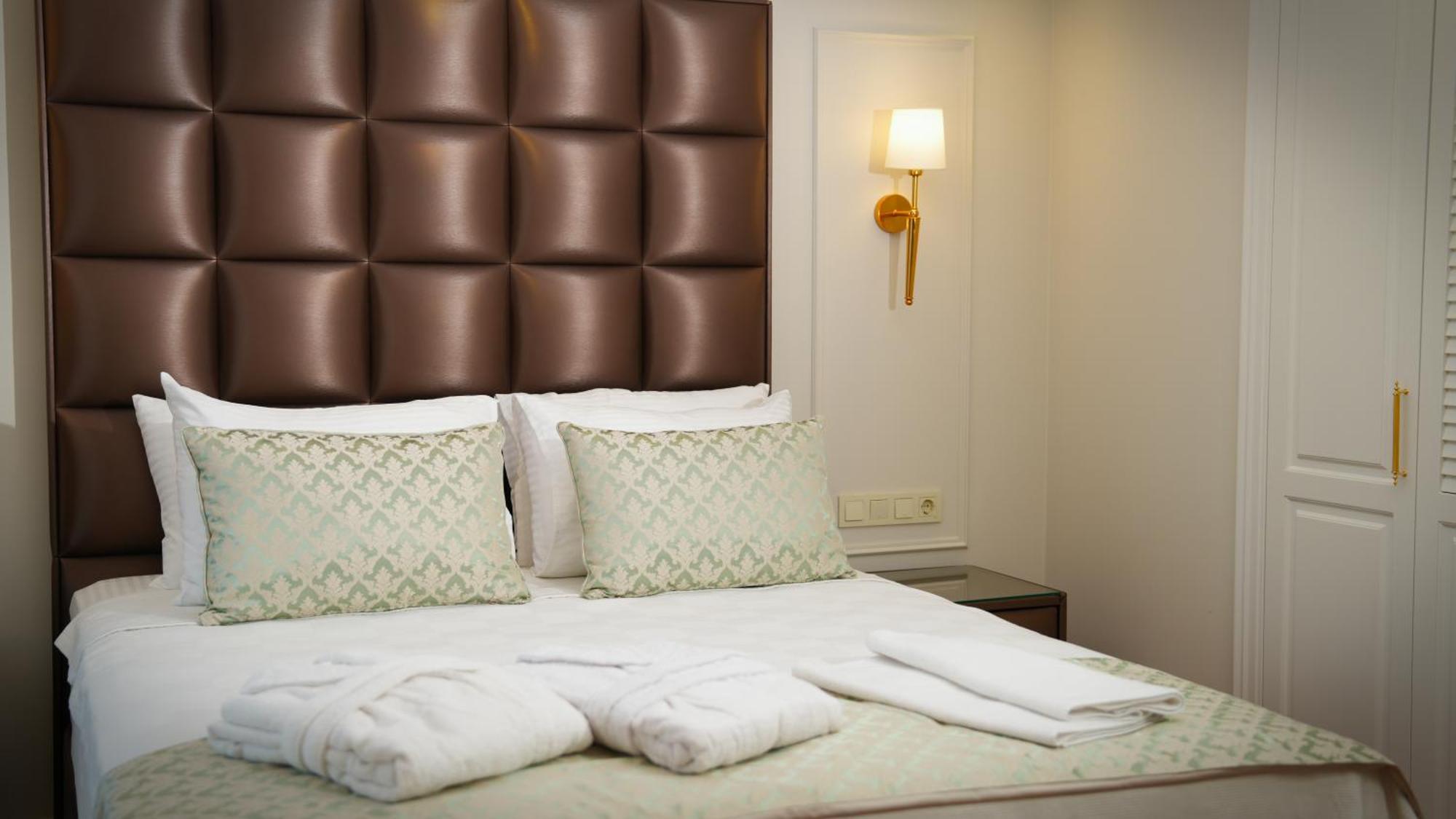 Gaia Suites Istanbul Bagian luar foto