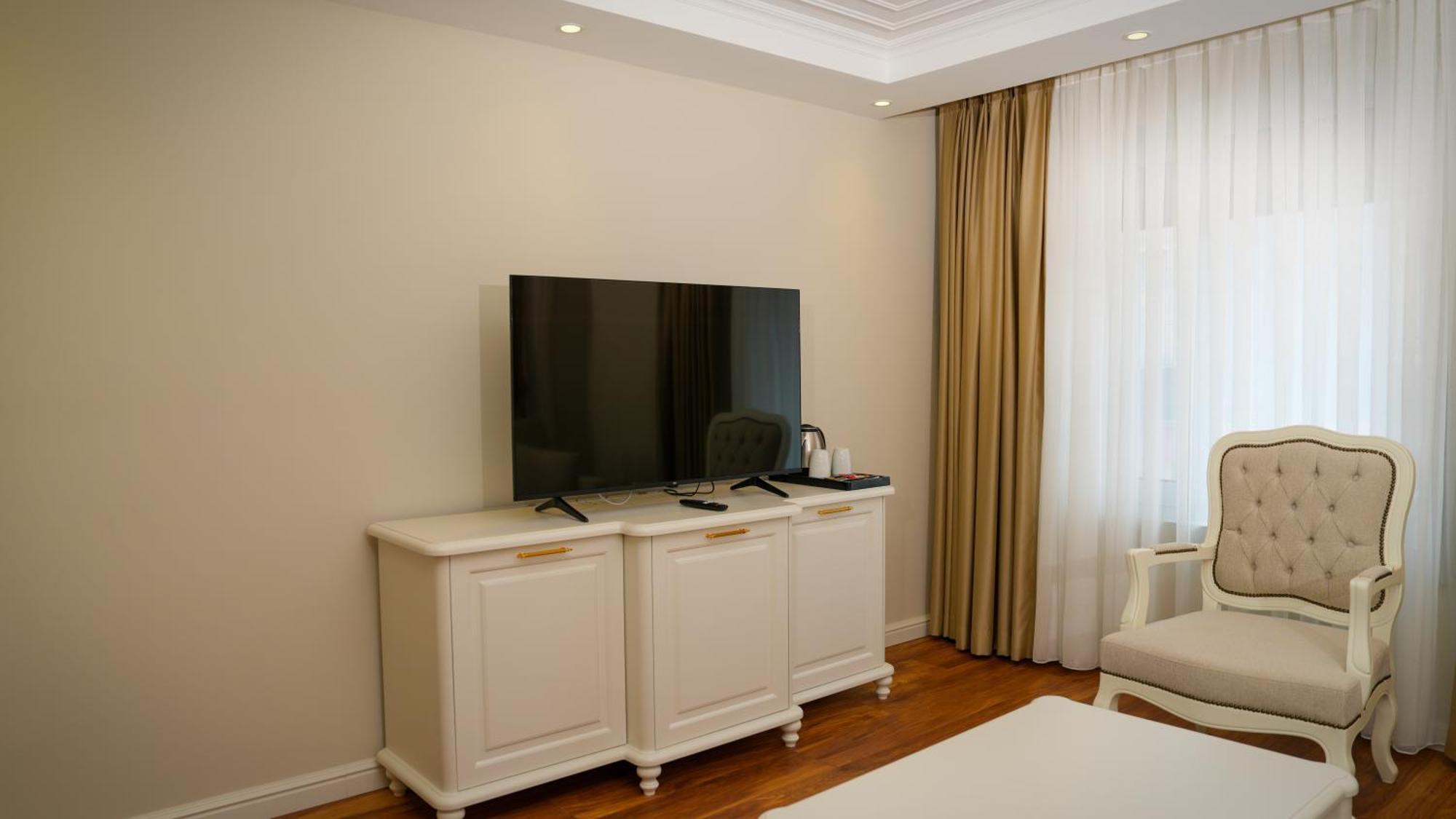 Gaia Suites Istanbul Bagian luar foto