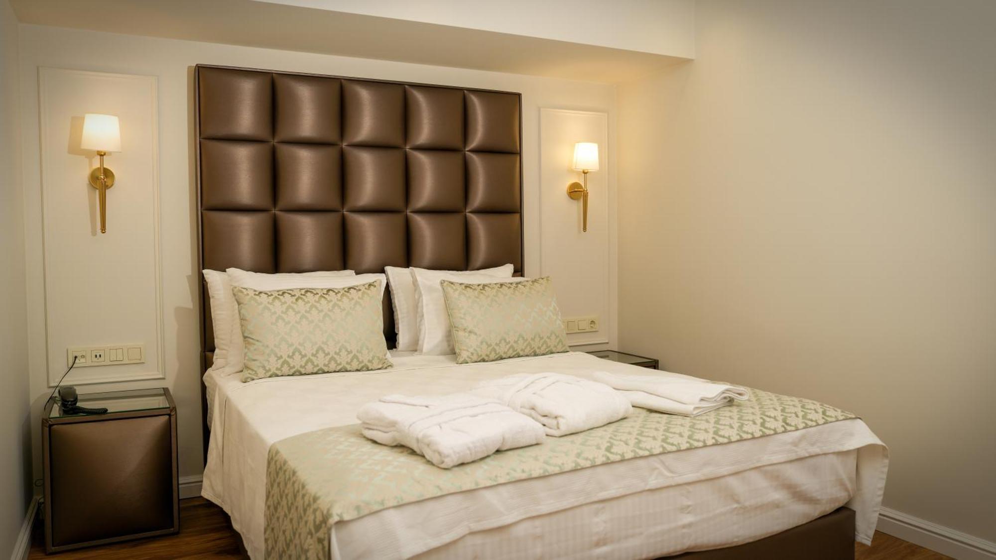 Gaia Suites Istanbul Bagian luar foto