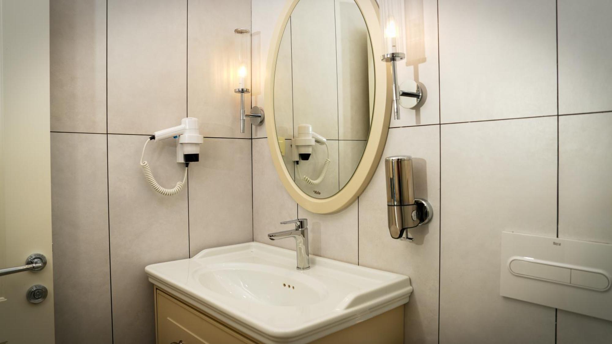 Gaia Suites Istanbul Bagian luar foto