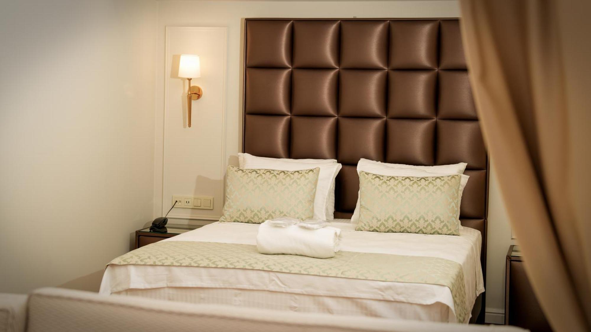 Gaia Suites Istanbul Bagian luar foto